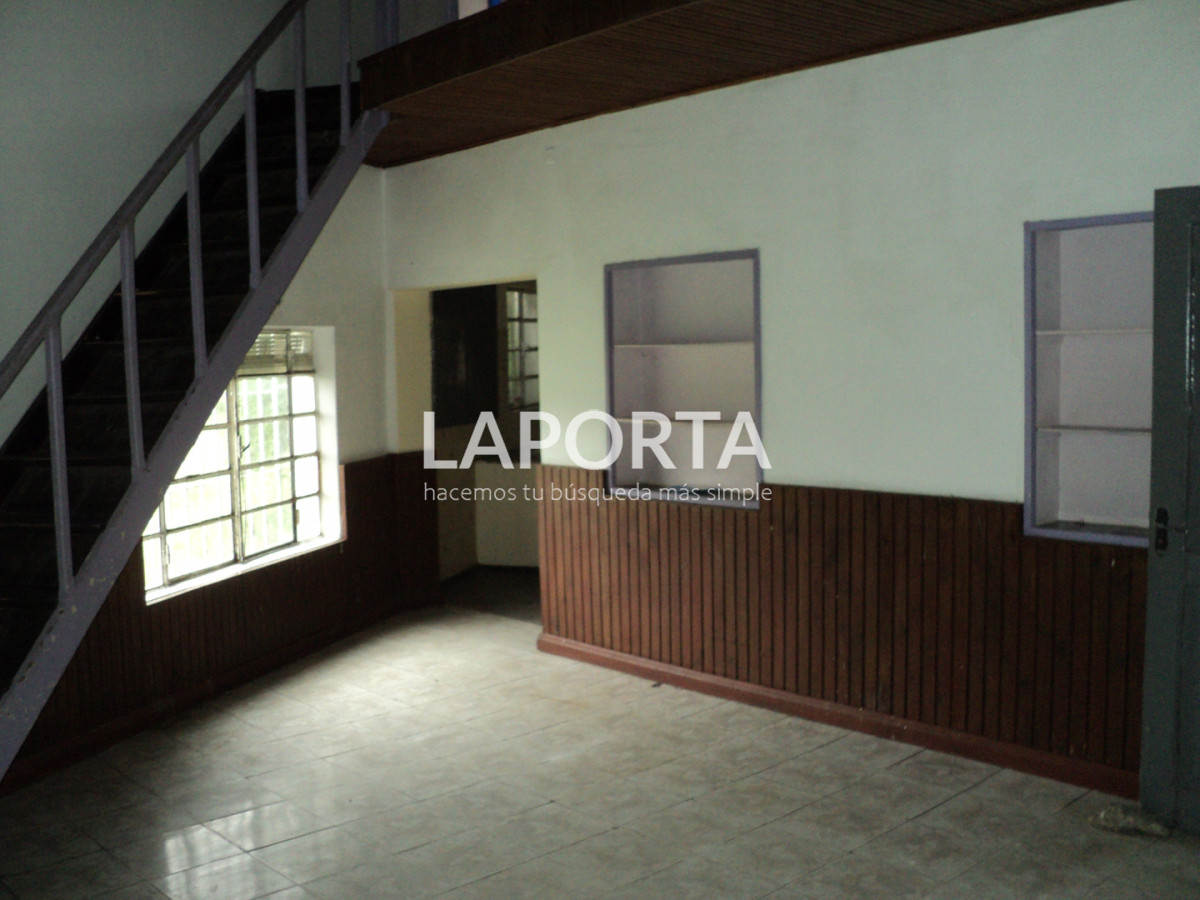 Casa ID.1778/Casa-de-3dormitorios-en-alquiler-zona-Shopping - Casa de 3dormitorios en alquiler zona Shopping