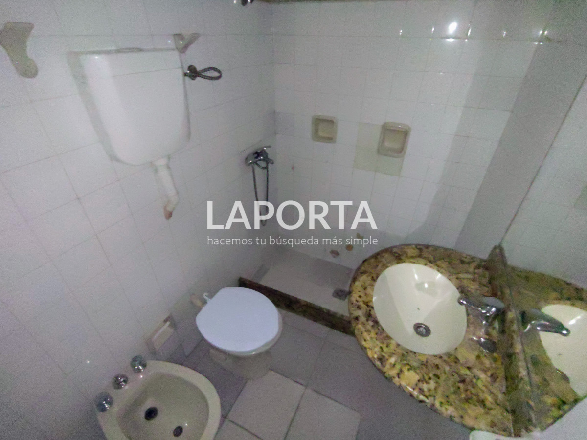 Casa ID.1064/Casa-en-venta-en-zona-Cerro,-Salto. - Casa en venta en zona Cerro, Salto.