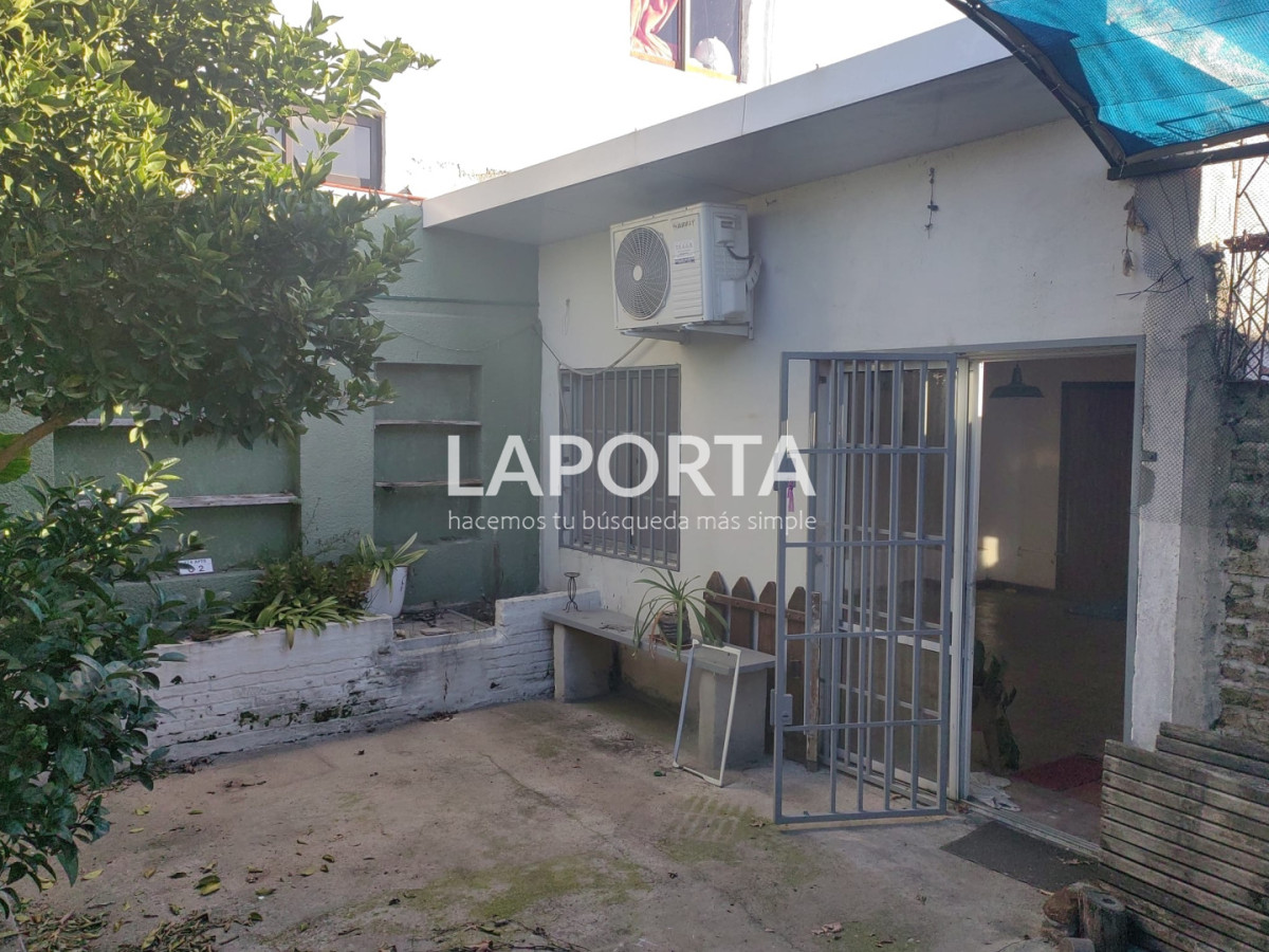 Casa ID.1902/Casa-con-garaje-en-pleno-centro - Casa con garaje en pleno centro