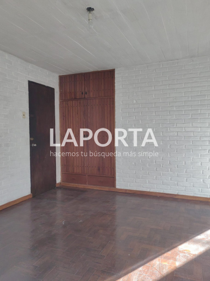 Casa ID.1902/Casa-con-garaje-en-pleno-centro - Casa con garaje en pleno centro