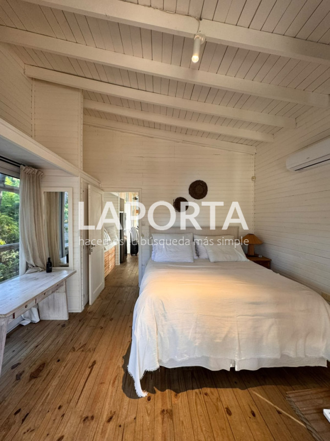 Casa ID.1855/Oportunidad-Exclusiva!!-Casa-en-La-Barra-A-cuadras-del-Mar! - Oportunidad Exclusiva!! Casa en La Barra A cuadras del Mar!