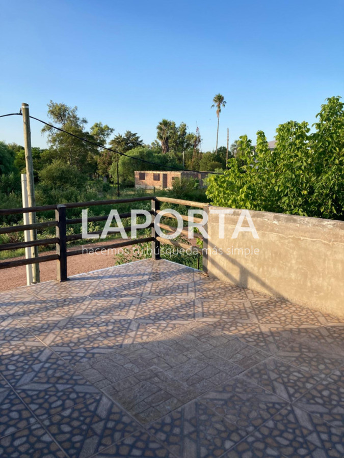 Casa ID.1796/Chalet-en-Venta-en-Salto - Chalet en Venta en Salto