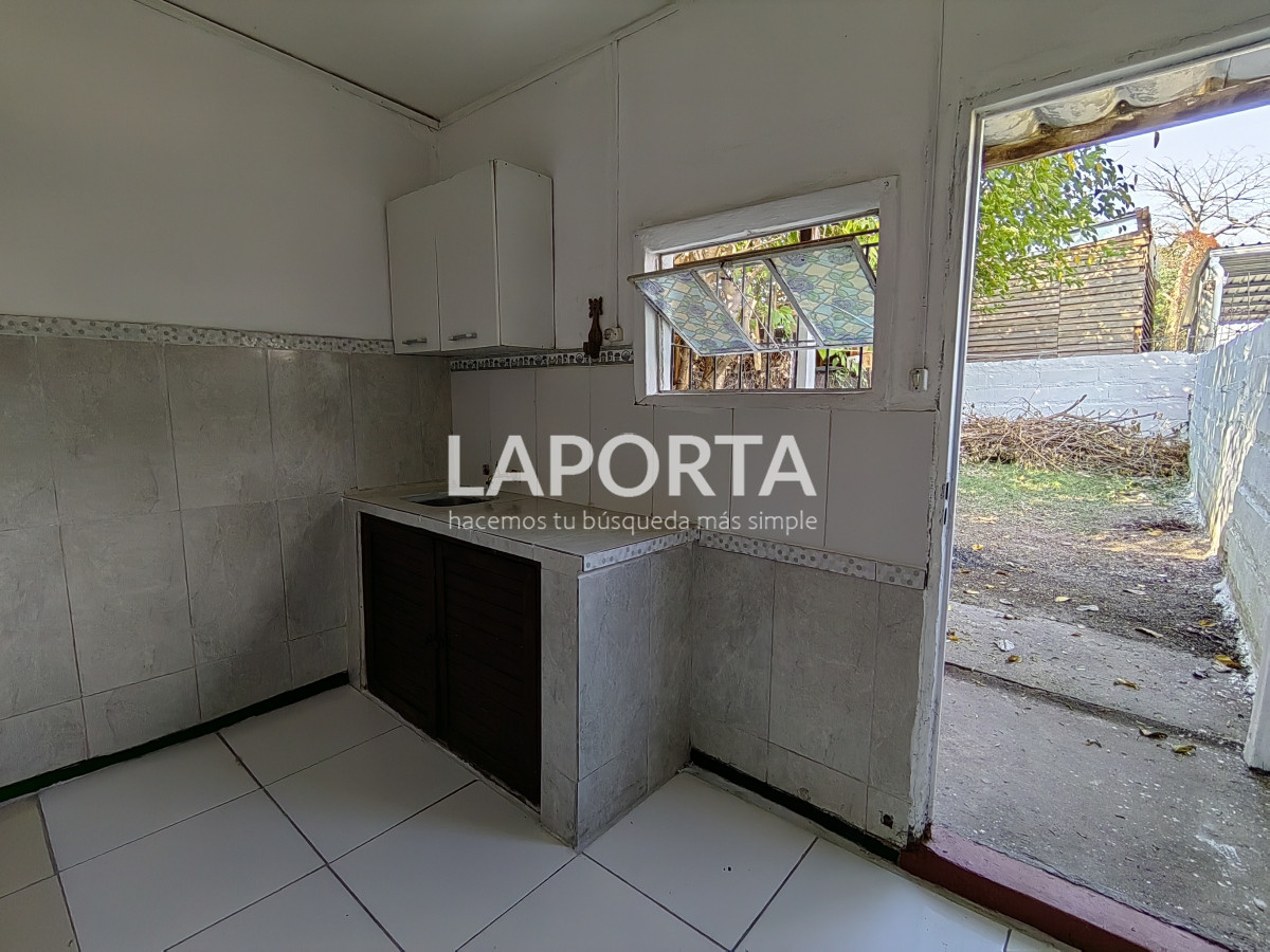 Casa ID.854/Casa-en-alquiler-en-zona-Cerro,-Salto - Casa en alquiler en zona Cerro, Salto