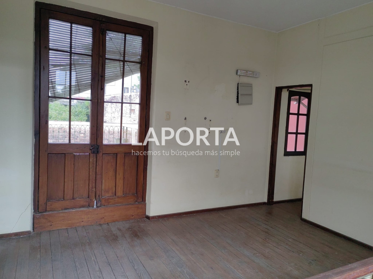 Casa ID.1880/Amplisima-y-Centrica-Propiedad-en-Salto - Amplisima y Centrica Propiedad en Salto