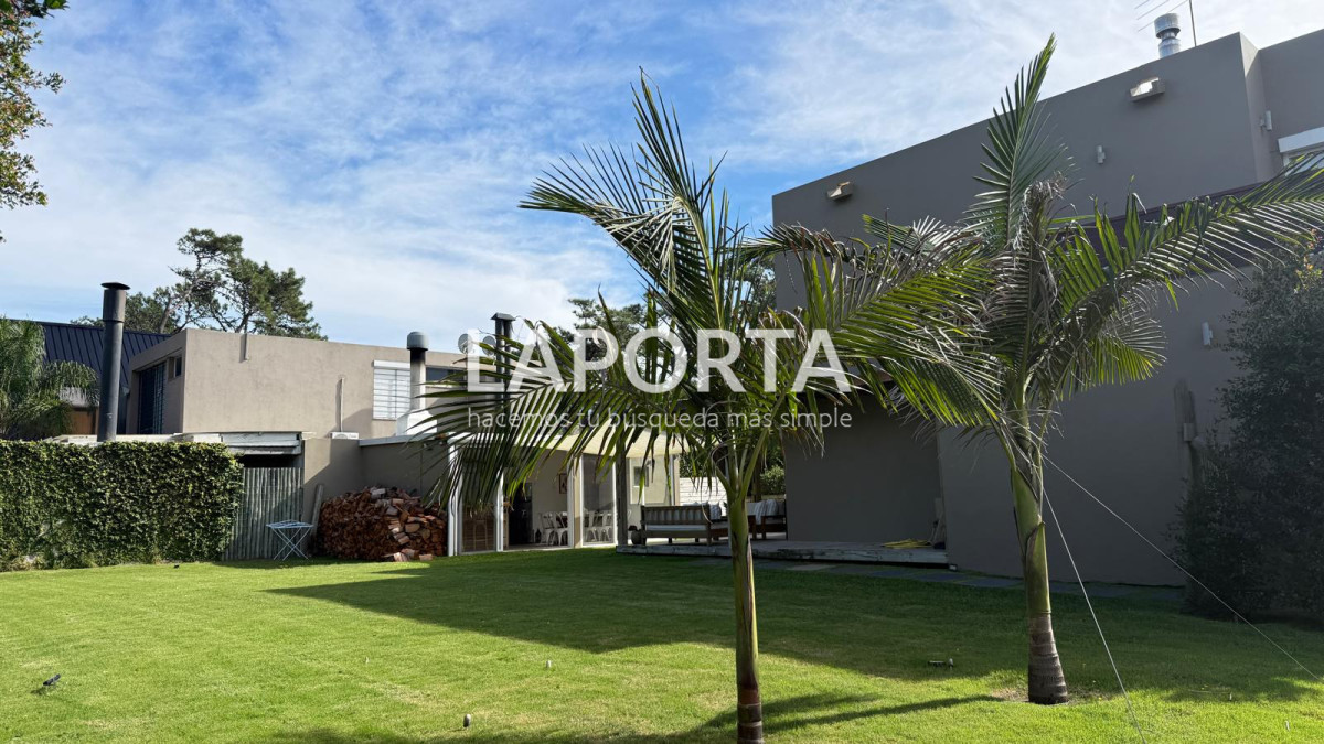 Casa ID.1739/Casa-en-Venta-en-La-Barra-a-dos-cuadras-de-Playa-Montoya - Casa en Venta en La Barra a dos cuadras de Playa Montoya