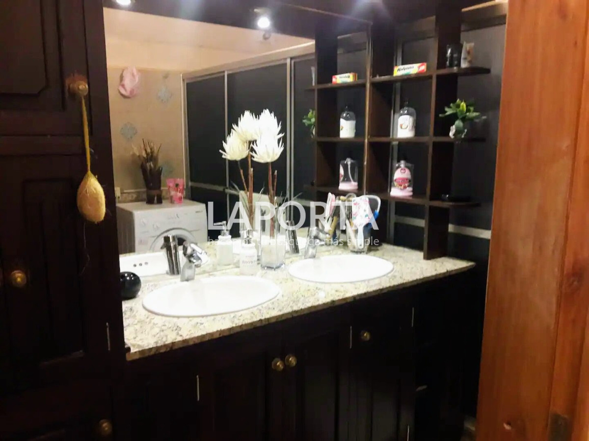 Casa ID.1796/Chalet-en-Venta-en-Salto - Chalet en Venta en Salto