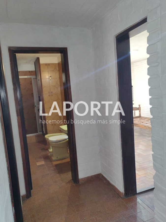 Casa ID.1902/Casa-con-garaje-en-pleno-centro - Casa con garaje en pleno centro