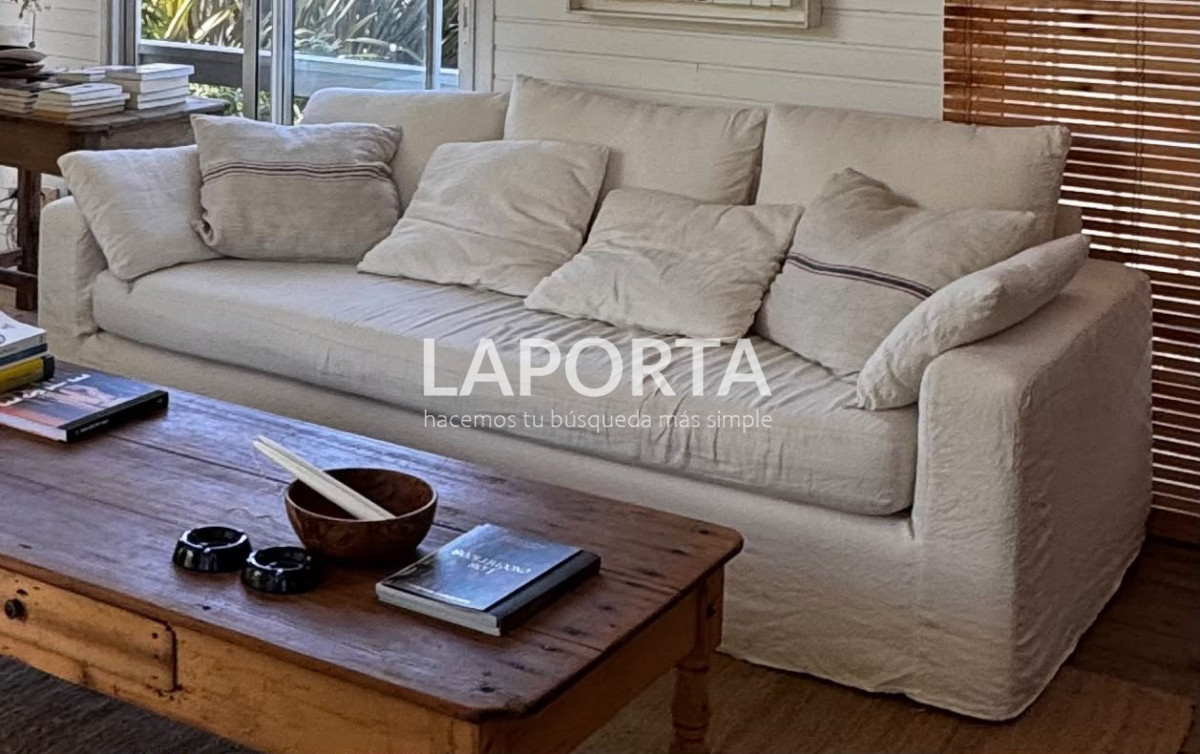 Casa ID.1855/Oportunidad-Exclusiva!!-Casa-en-La-Barra-A-cuadras-del-Mar! - Oportunidad Exclusiva!! Casa en La Barra A cuadras del Mar!