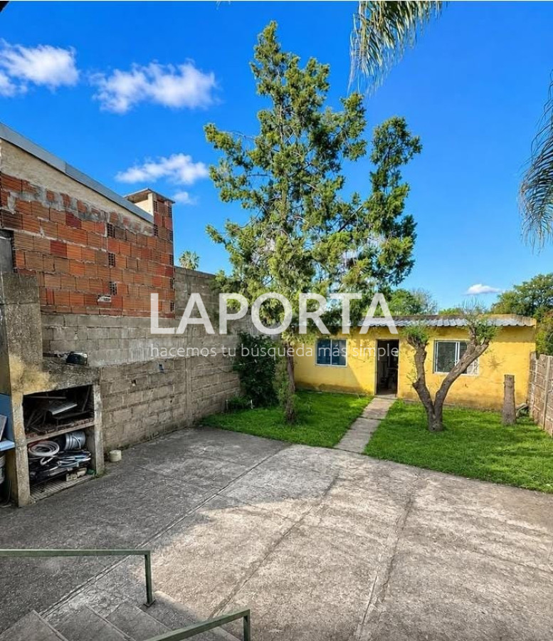 Casa ID.2124/Casa-en-venta-a-pocas-cuadras-del-centro,-Salto. - Casa en venta a pocas cuadras del centro, Salto.