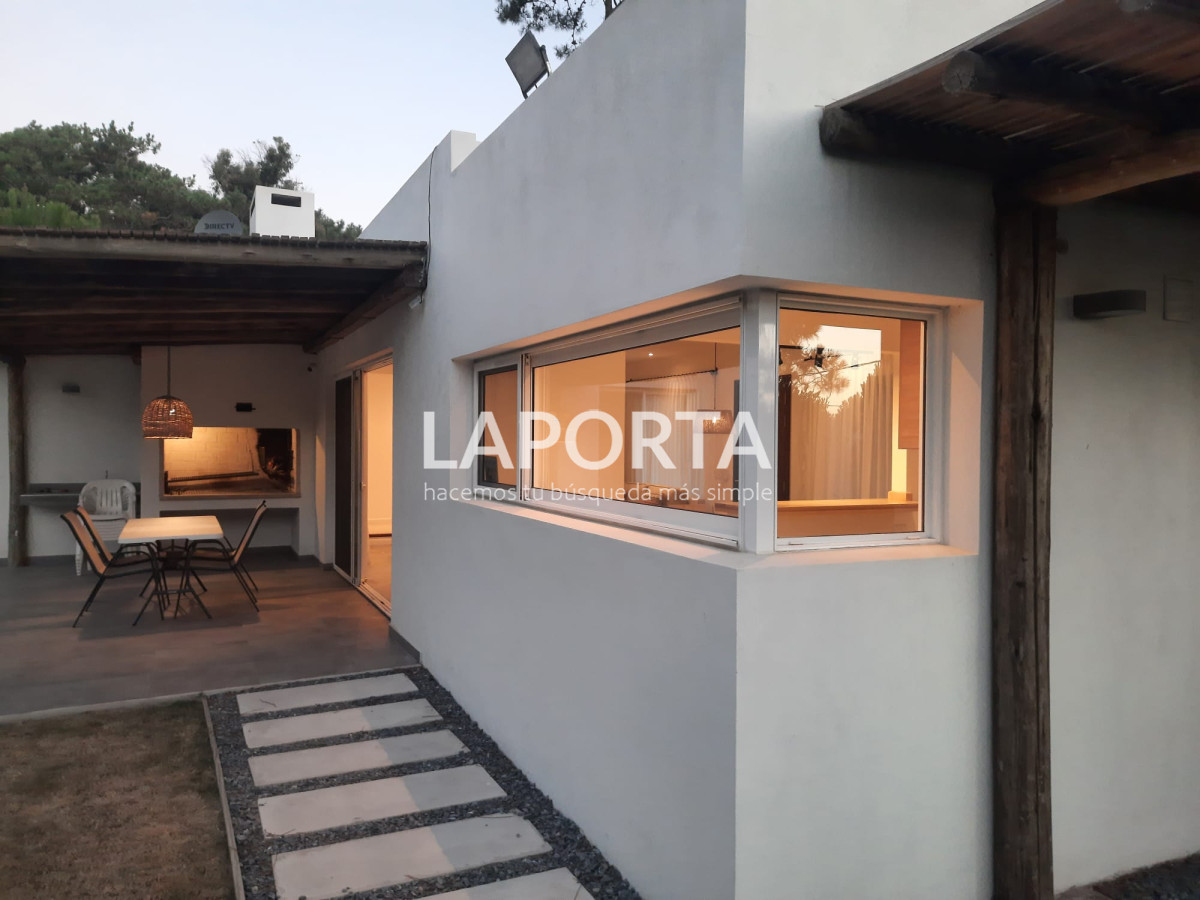 Casa ID.815/Venta-casa-de-tres-dormitorios-en-la-Barra-de-Maldonado - Venta casa de tres dormitorios en la Barra de Maldonado