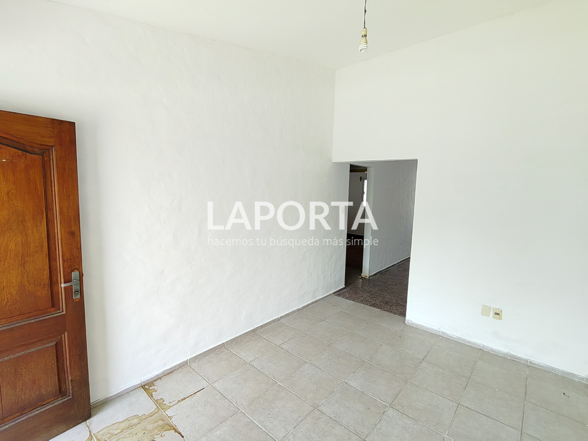 Casa ID.1064/Casa-en-venta-en-zona-Cerro,-Salto. - Casa en venta en zona Cerro, Salto.