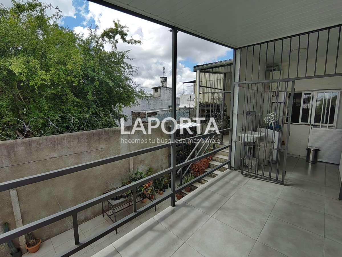 Casa ID.1331/Casa-en-venta-en-el-centro-de-Salto. - Casa en venta en el centro de Salto.