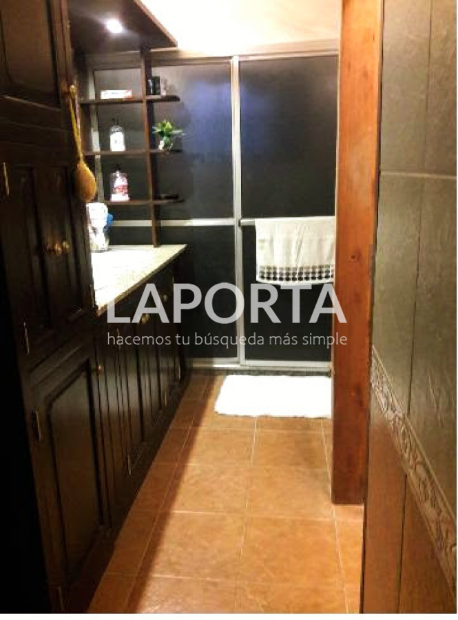 Casa ID.1796/Chalet-en-Venta-en-Salto - Chalet en Venta en Salto
