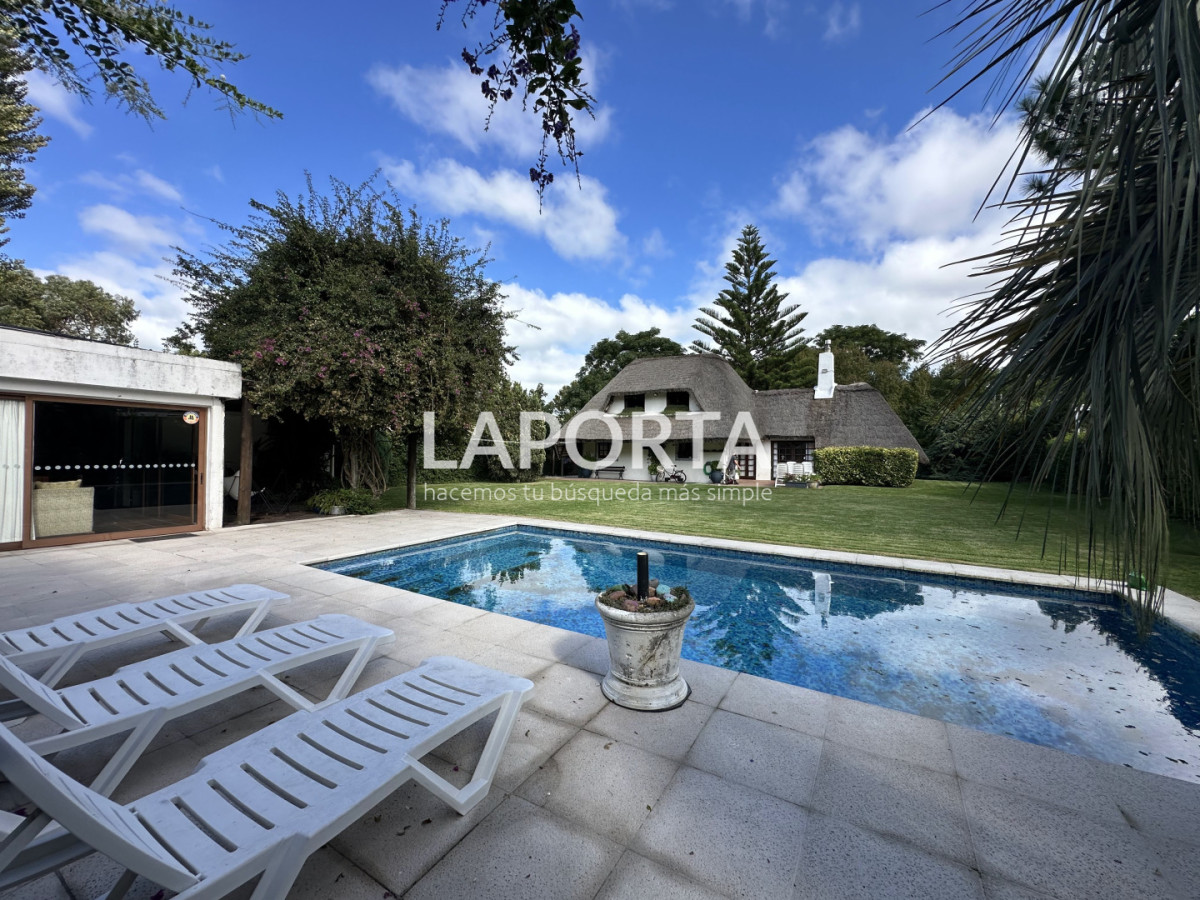 Casa ID.1662/Casa-en-venta-en-Punta-del-Este - Casa en venta en Punta del Este