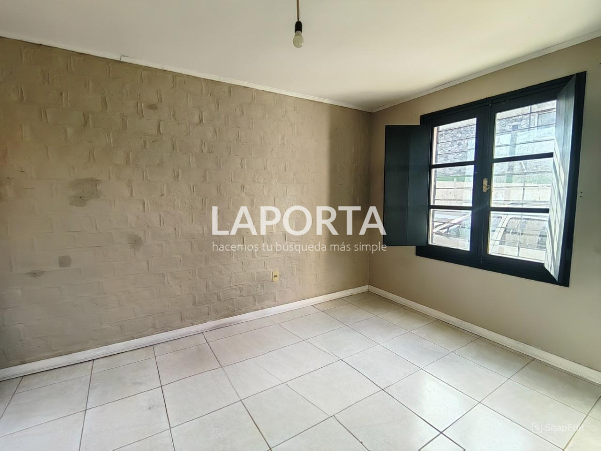 Casa ID.834/Casa-en-alquiler-en-zona-centro-de-Salto - Casa en alquiler en zona centro de Salto