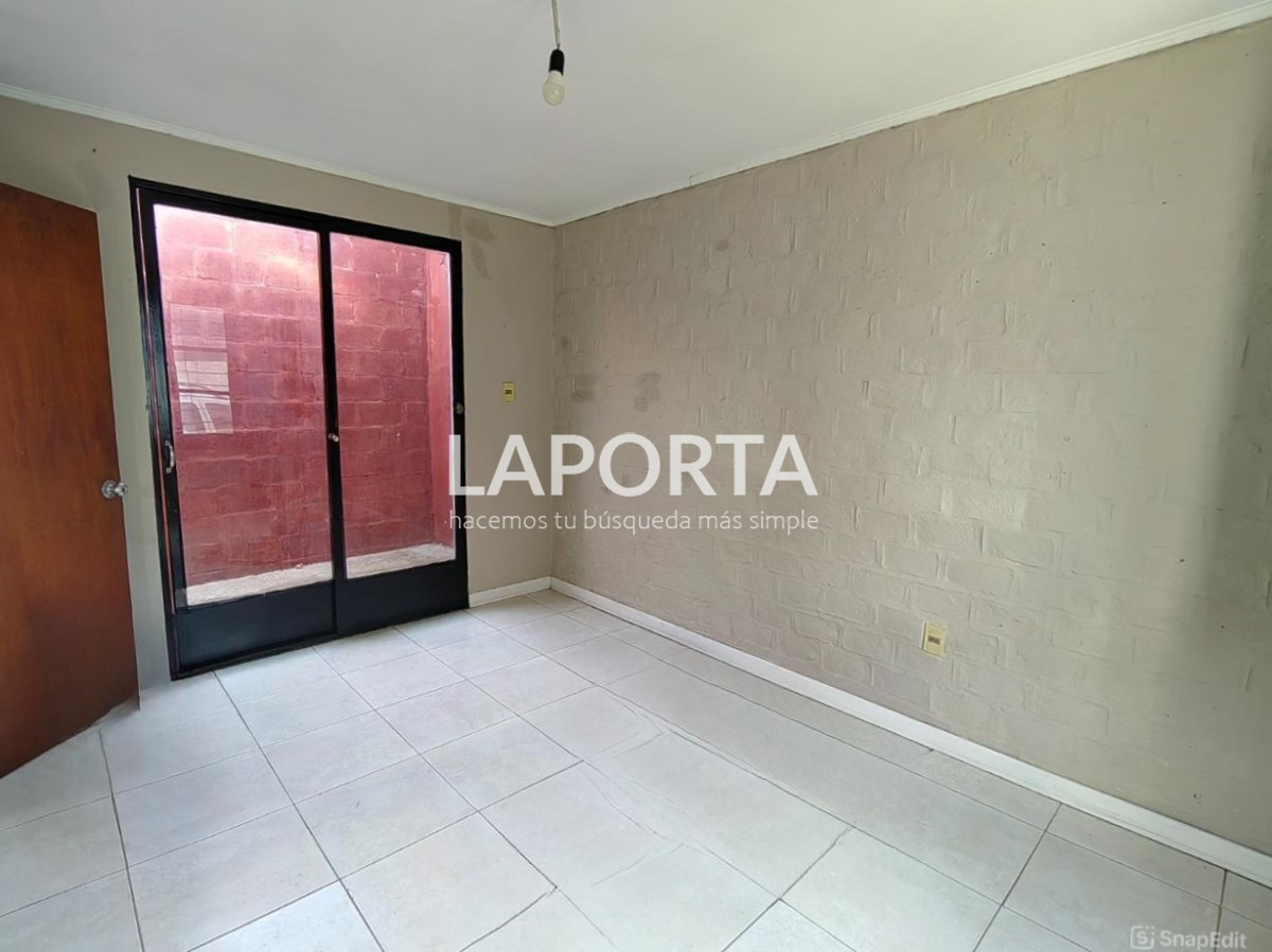 Casa ID.834/Casa-en-alquiler-en-zona-centro-de-Salto - Casa en alquiler en zona centro de Salto