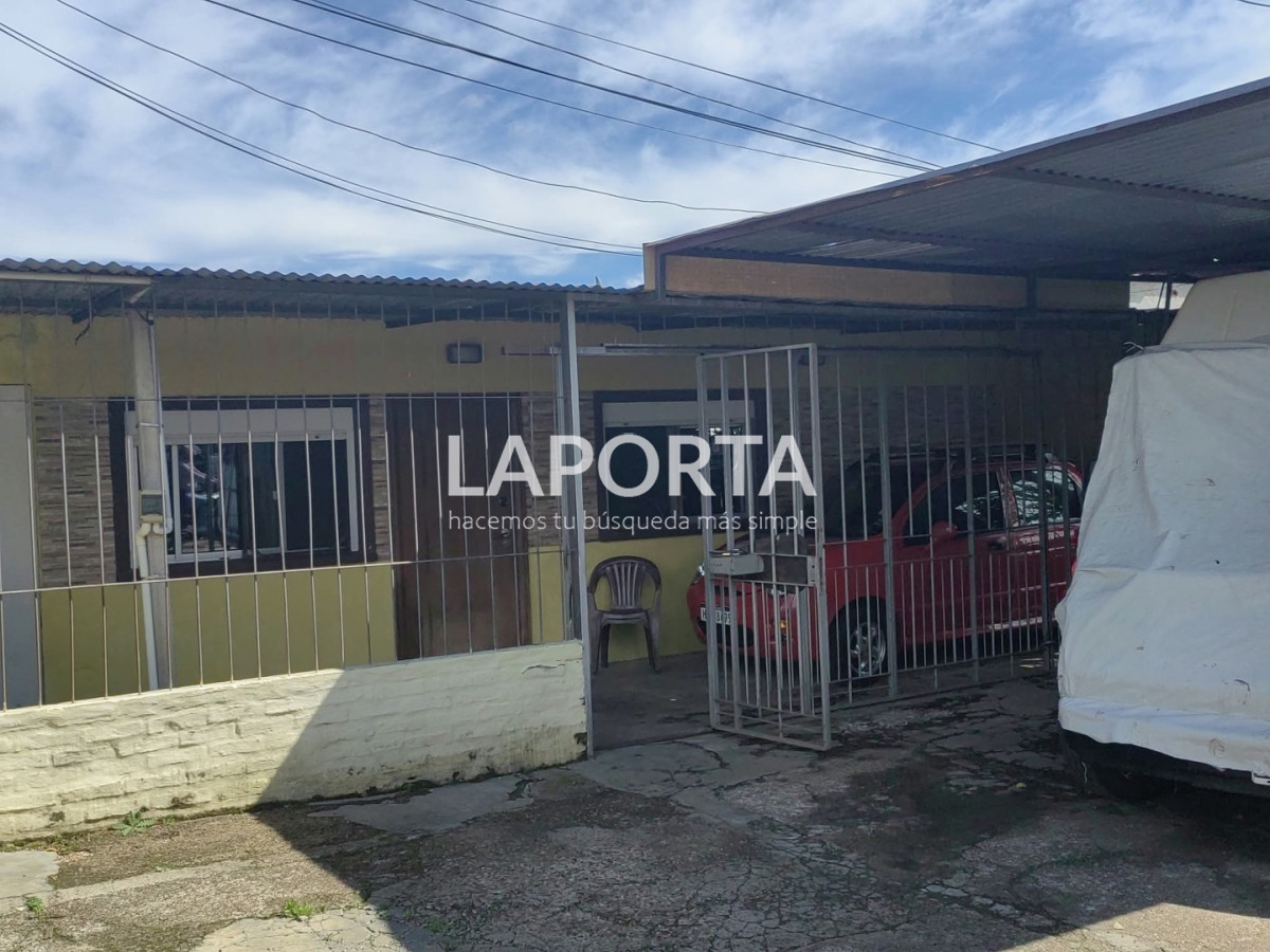 Casa ID.2237/Casa-comoda-con-cochera-en-zona-Sur - Casa comoda con cochera en zona Sur