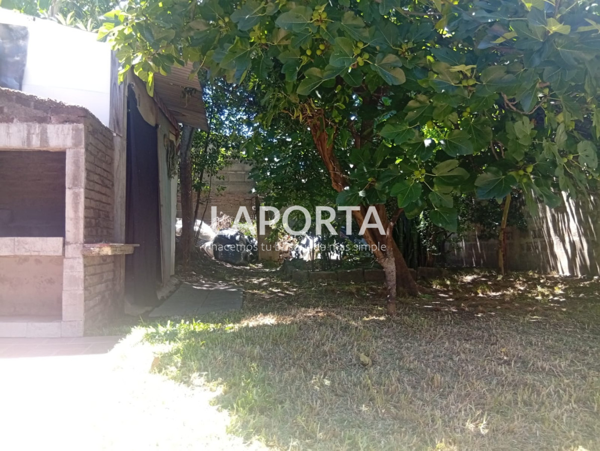 Casa ID.1480/Casa-en-venta-a-pocas-cuadras-del-centro,-Salto. - Casa en venta a pocas cuadras del centro, Salto.