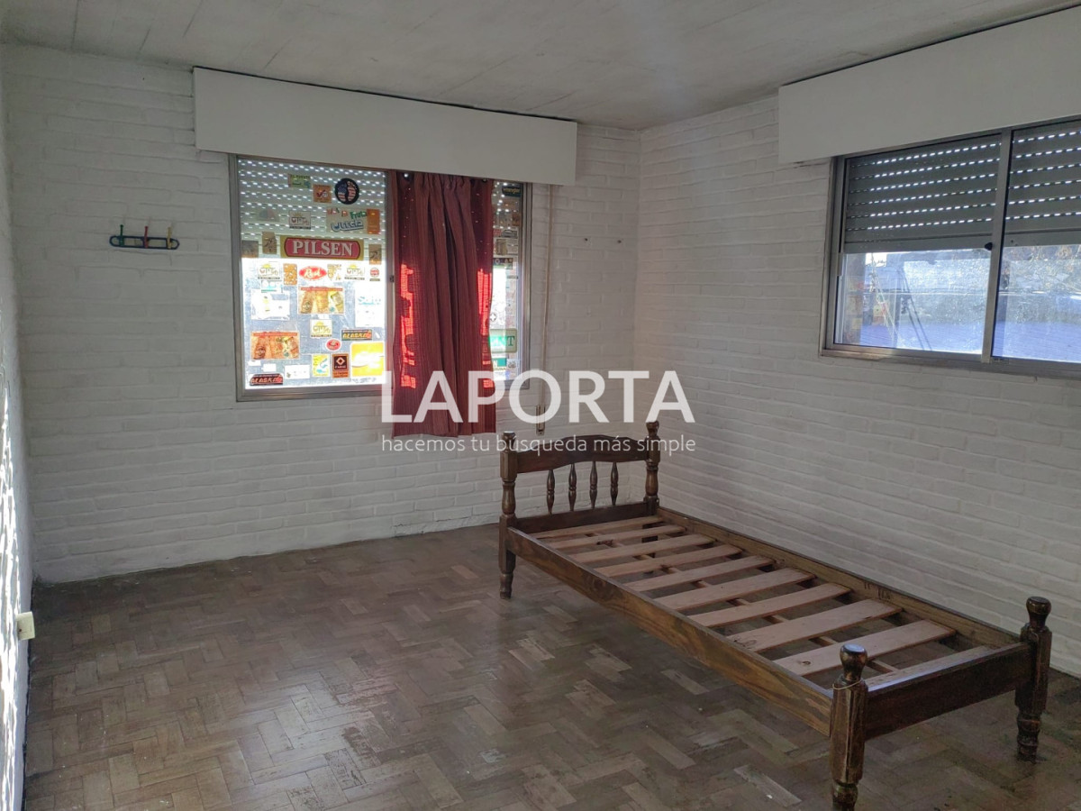 Casa ID.1902/Casa-con-garaje-en-pleno-centro - Casa con garaje en pleno centro