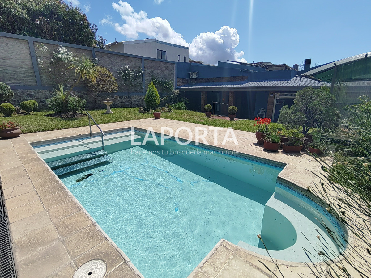 Casa ID.1269/Casa-en-venta-en-Salto - Casa en venta en Salto