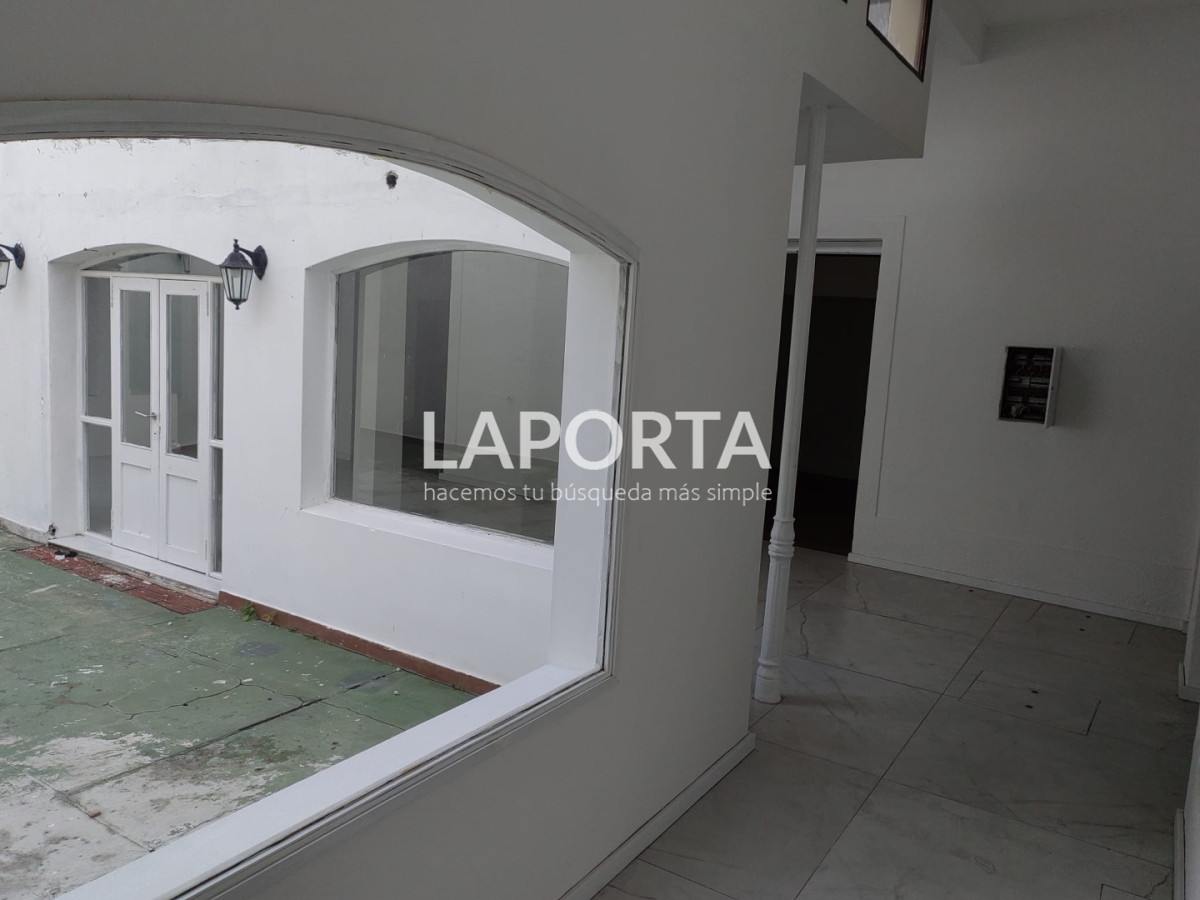 Casa ID.1880/Amplisima-y-Centrica-Propiedad-en-Salto - Amplisima y Centrica Propiedad en Salto