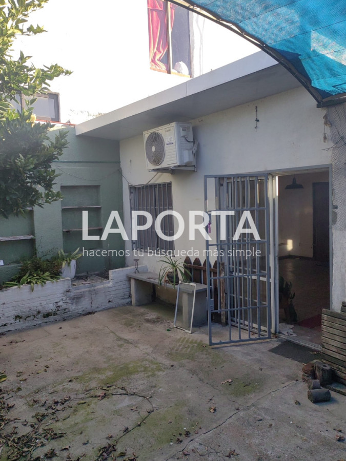 Casa ID.1902/Casa-con-garaje-en-pleno-centro - Casa con garaje en pleno centro
