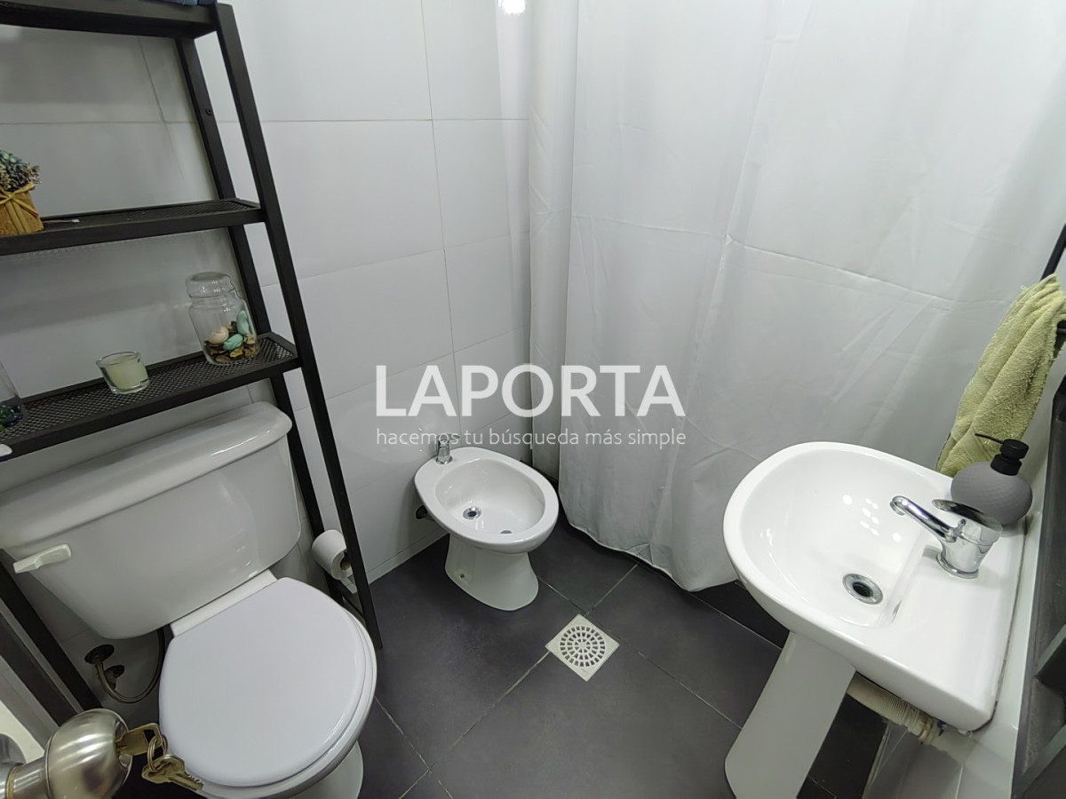 Casa ID.1331/Casa-en-venta-en-el-centro-de-Salto. - Casa en venta en el centro de Salto.