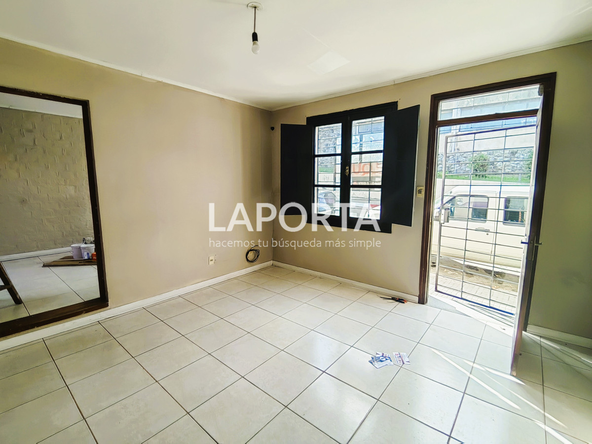 Casa ID.834/Casa-en-alquiler-en-zona-centro-de-Salto - Casa en alquiler en zona centro de Salto