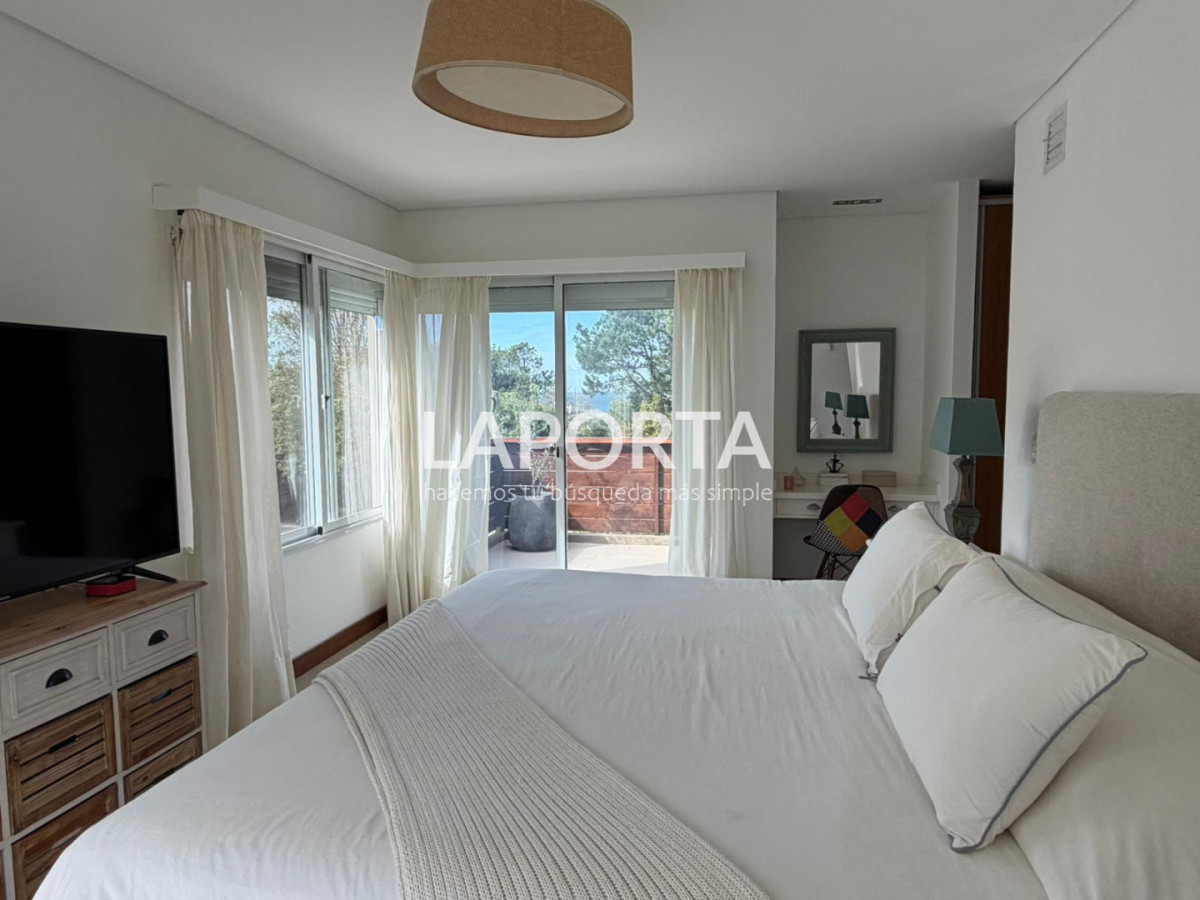 Casa ID.1739/Casa-en-Venta-en-La-Barra-a-dos-cuadras-de-Playa-Montoya - Casa en Venta en La Barra a dos cuadras de Playa Montoya