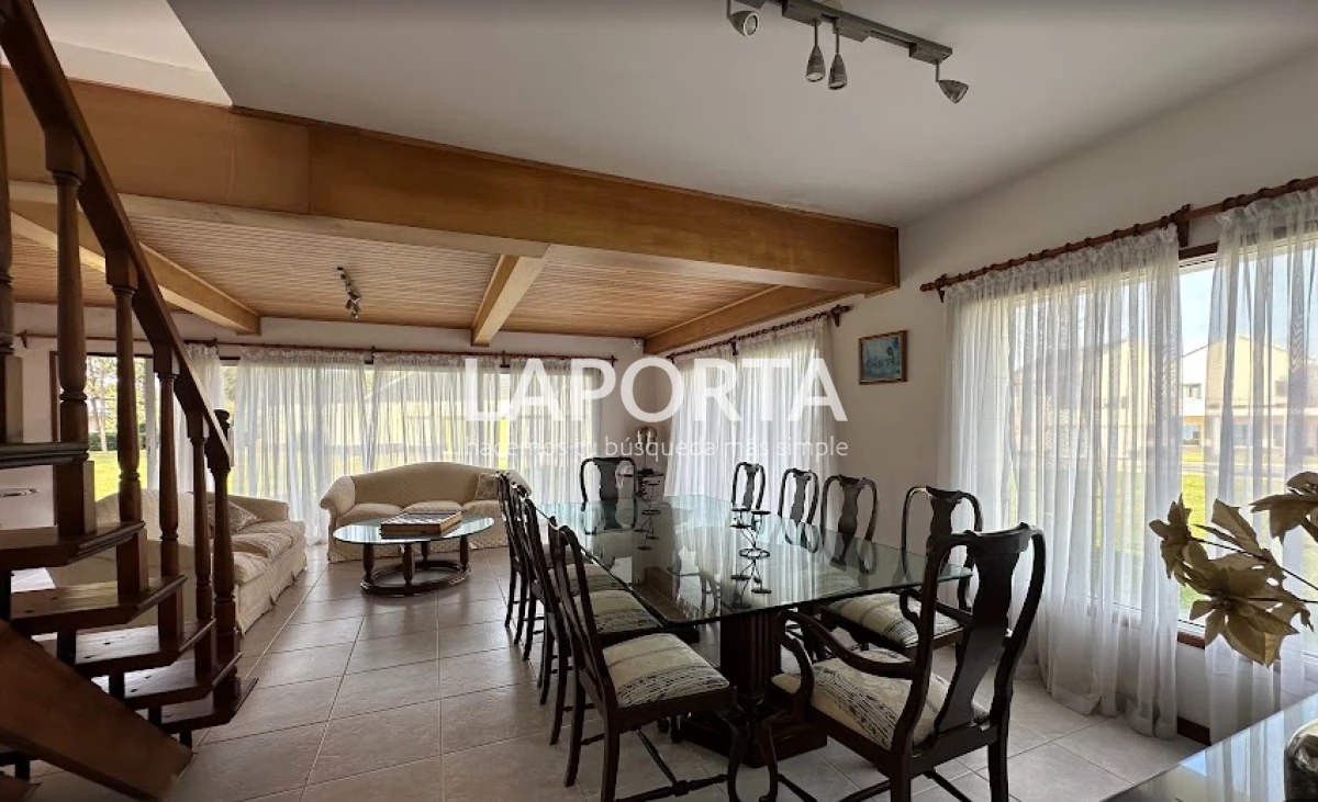 Casa ID.872/Mansion-en-playa-mansa - Mansion en playa mansa
