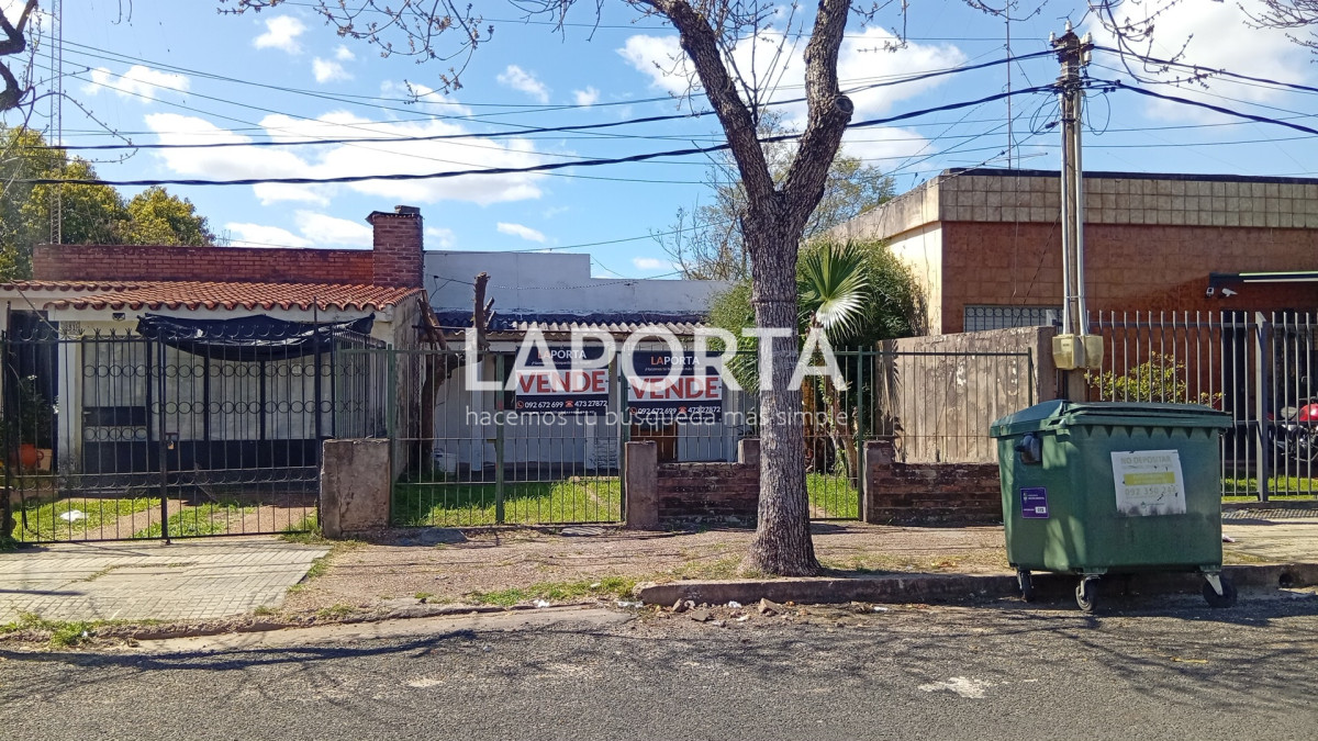 Casa ID.771/Casa-en-venta-cerca-del-centro-en-Salto - Casa en venta cerca del centro en Salto
