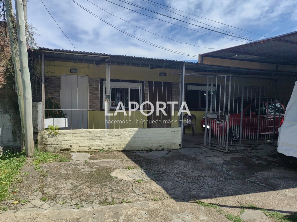 Casa ID.2237/Casa-comoda-con-cochera-en-zona-Sur - Casa comoda con cochera en zona Sur