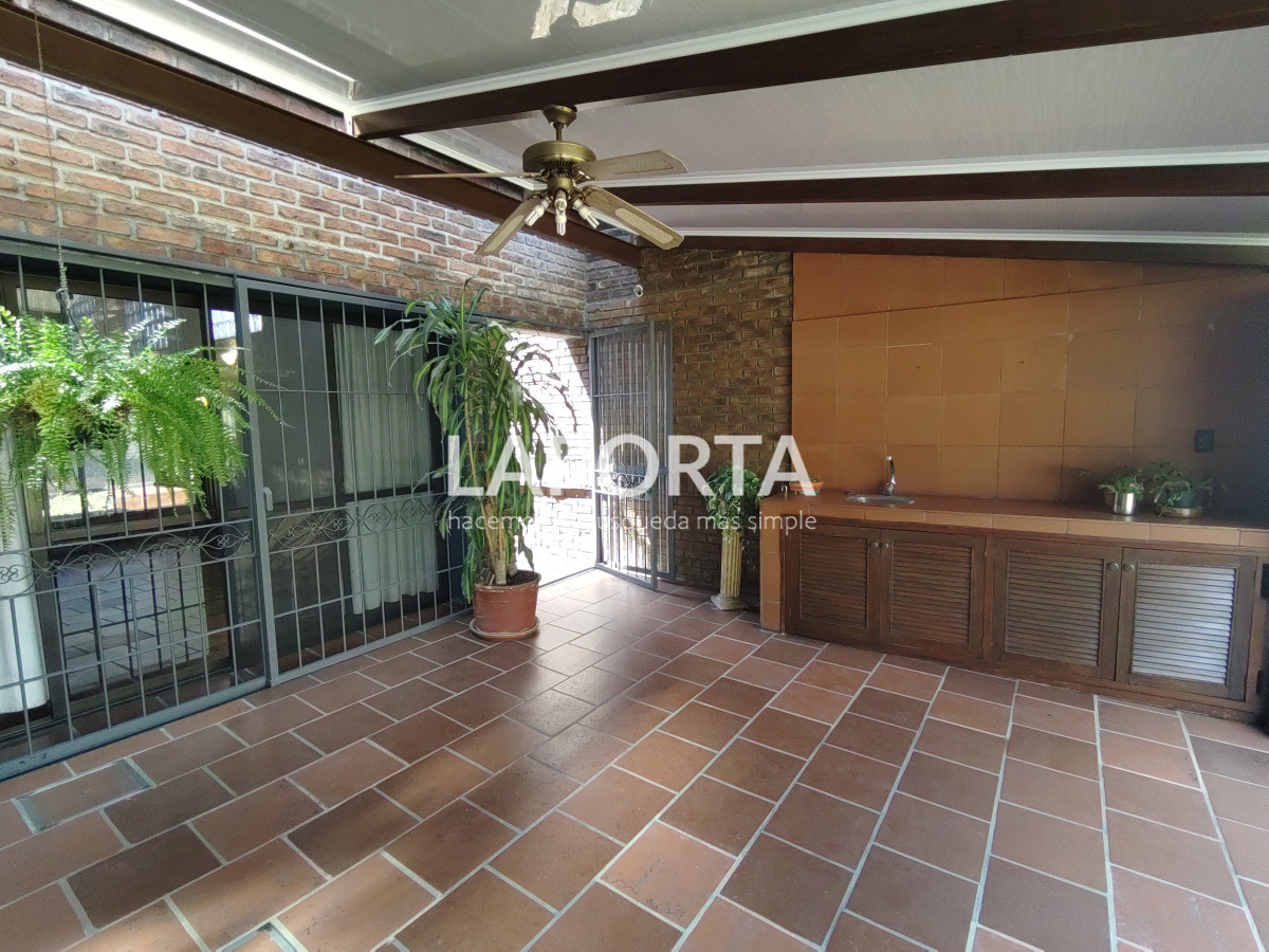Casa ID.1269/Casa-en-venta-en-Salto - Casa en venta en Salto