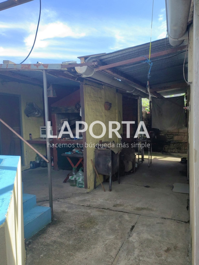 Casa ID.2237/Casa-comoda-con-cochera-en-zona-Sur - Casa comoda con cochera en zona Sur