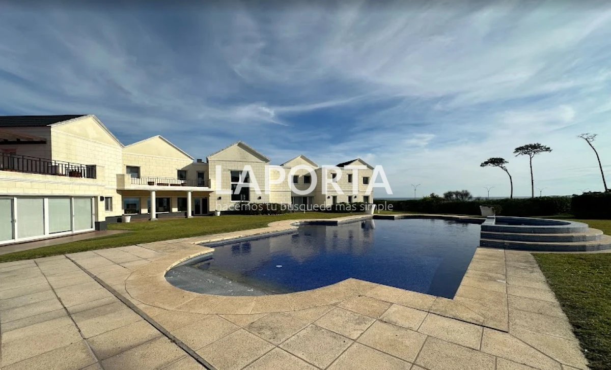 Casa ID.872/Mansion-en-playa-mansa - Mansion en playa mansa