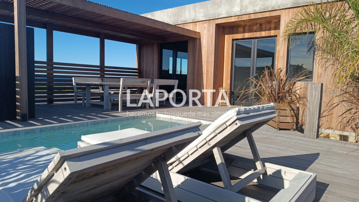 Casa ID.947/Se-vende-esta-propiedad-de-4-dormitorios-a-estrenar-en-Manantiales- - Se vende esta propiedad de 4 dormitorios a estrenar en Manantiales 