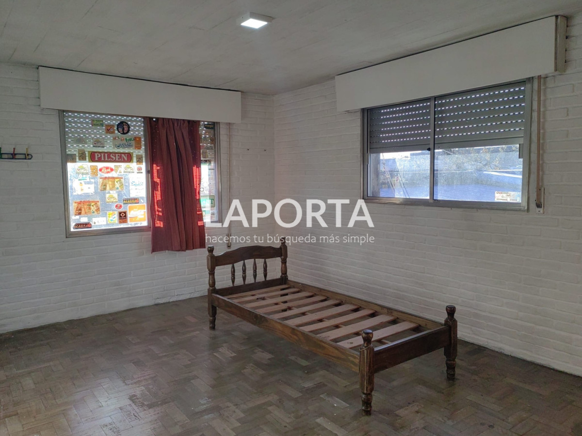 Casa ID.1902/Casa-con-garaje-en-pleno-centro - Casa con garaje en pleno centro