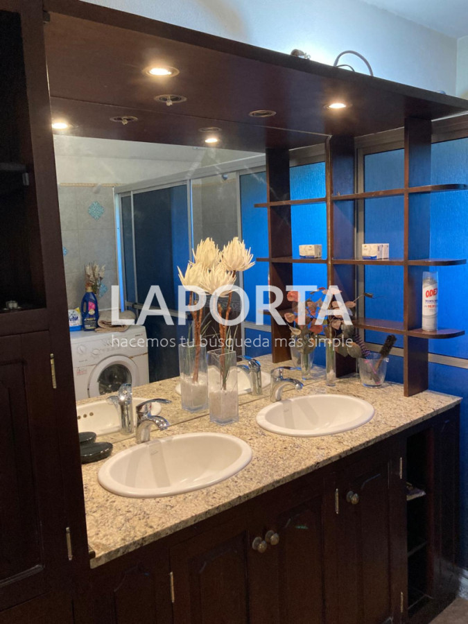 Casa ID.1796/Chalet-en-Venta-en-Salto - Chalet en Venta en Salto