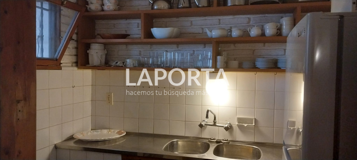 Casa ID.1123/Alquiler-de-casa-tres-dormitorios-en-calle-Los-Suspiros-y-el-Mar- - Alquiler de casa tres dormitorios en calle Los Suspiros y el Mar 