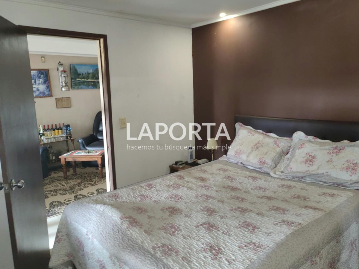 Casa ID.2237/Casa-comoda-con-cochera-en-zona-Sur - Casa comoda con cochera en zona Sur