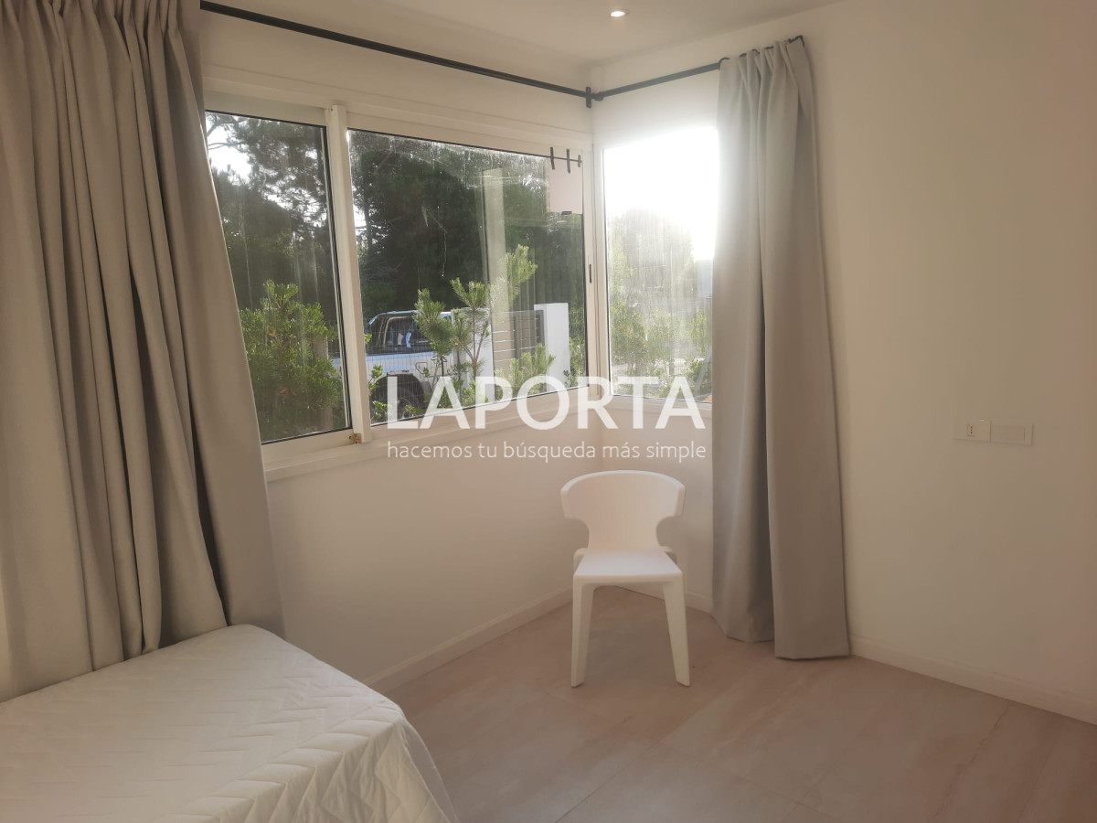 Casa ID.815/Venta-casa-de-tres-dormitorios-en-la-Barra-de-Maldonado - Venta casa de tres dormitorios en la Barra de Maldonado