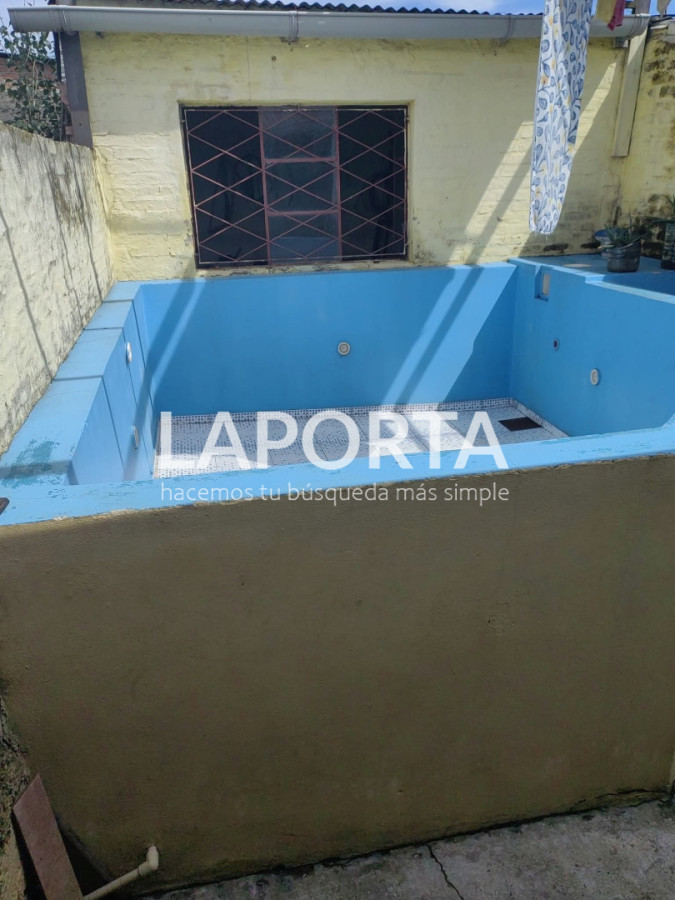 Casa ID.2237/Casa-comoda-con-cochera-en-zona-Sur - Casa comoda con cochera en zona Sur