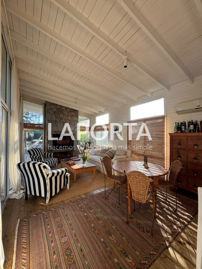 Casa ID.1855/Oportunidad-Exclusiva!!-Casa-en-La-Barra-A-cuadras-del-Mar! - Oportunidad Exclusiva!! Casa en La Barra A cuadras del Mar!