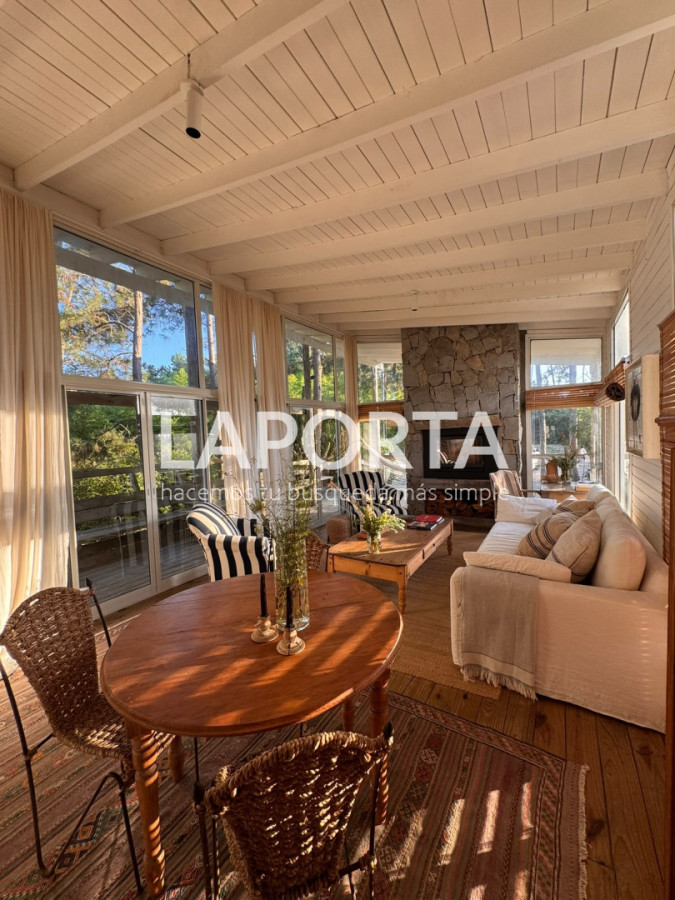 Casa ID.1855/Oportunidad-Exclusiva!!-Casa-en-La-Barra-A-cuadras-del-Mar! - Oportunidad Exclusiva!! Casa en La Barra A cuadras del Mar!