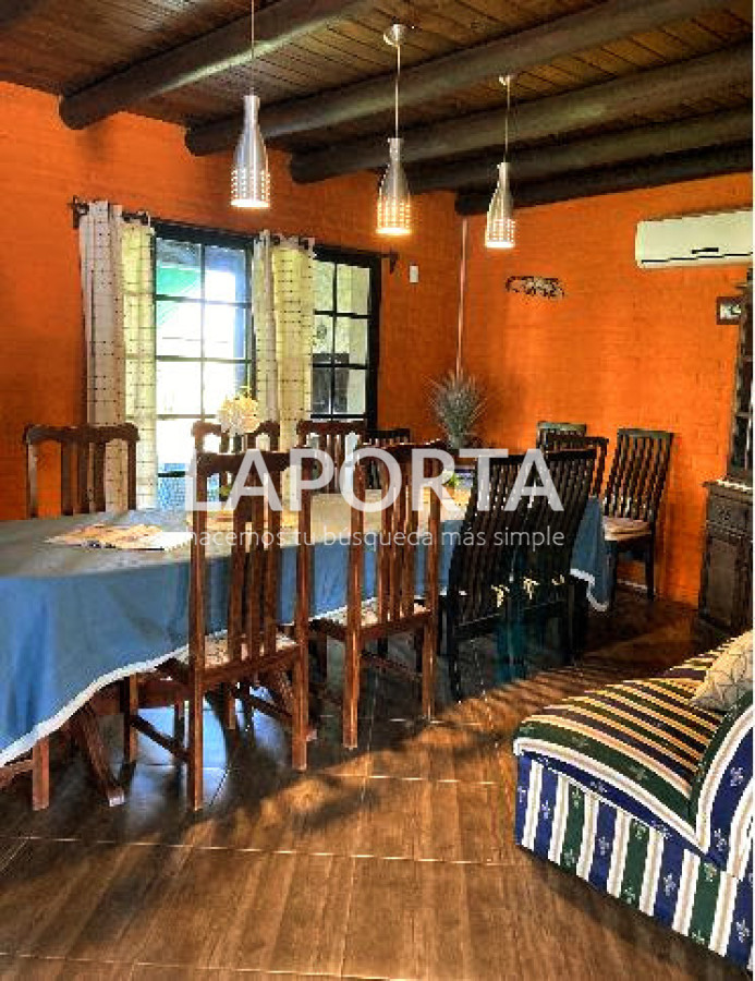 Casa ID.1796/Chalet-en-Venta-en-Salto - Chalet en Venta en Salto