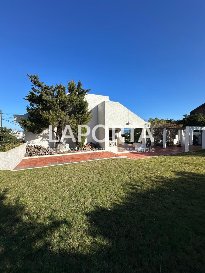 Casa ID.971/Alquiler-temporario-de-casa-en-la-Barra-de-Maldonado-a-pasos-de-la-playa- - Alquiler temporario de  casa en la Barra de Maldonado a pasos de la playa 