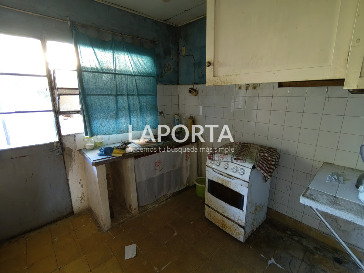 Casa ID.771/Casa-en-venta-cerca-del-centro-en-Salto - Casa en venta cerca del centro en Salto