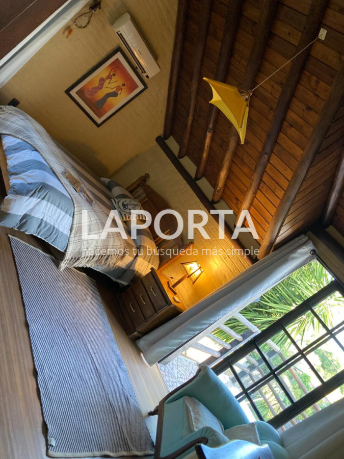 Casa ID.1796/Chalet-en-Venta-en-Salto - Chalet en Venta en Salto