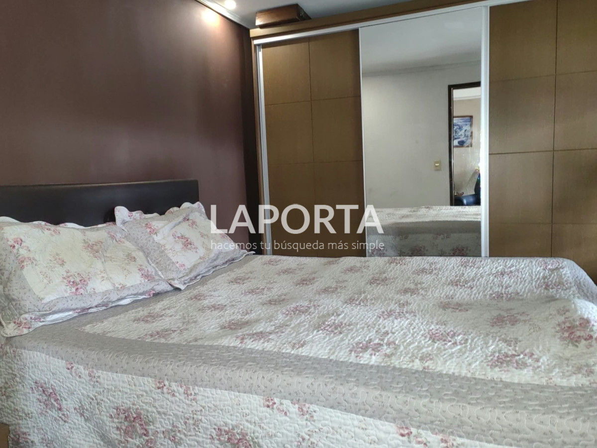 Casa ID.2237/Casa-comoda-con-cochera-en-zona-Sur - Casa comoda con cochera en zona Sur