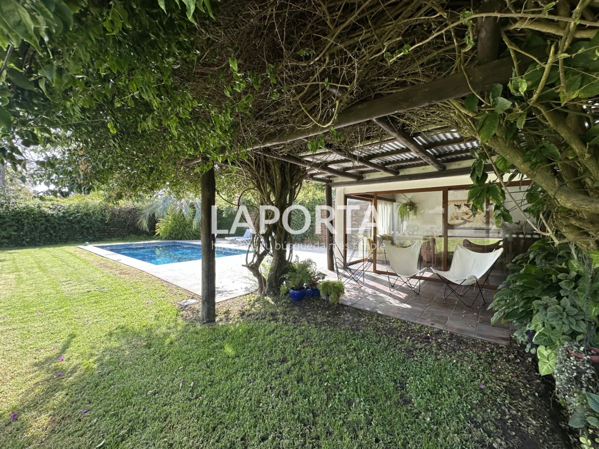 Casa ID.1662/Casa-en-venta-en-Punta-del-Este - Casa en venta en Punta del Este